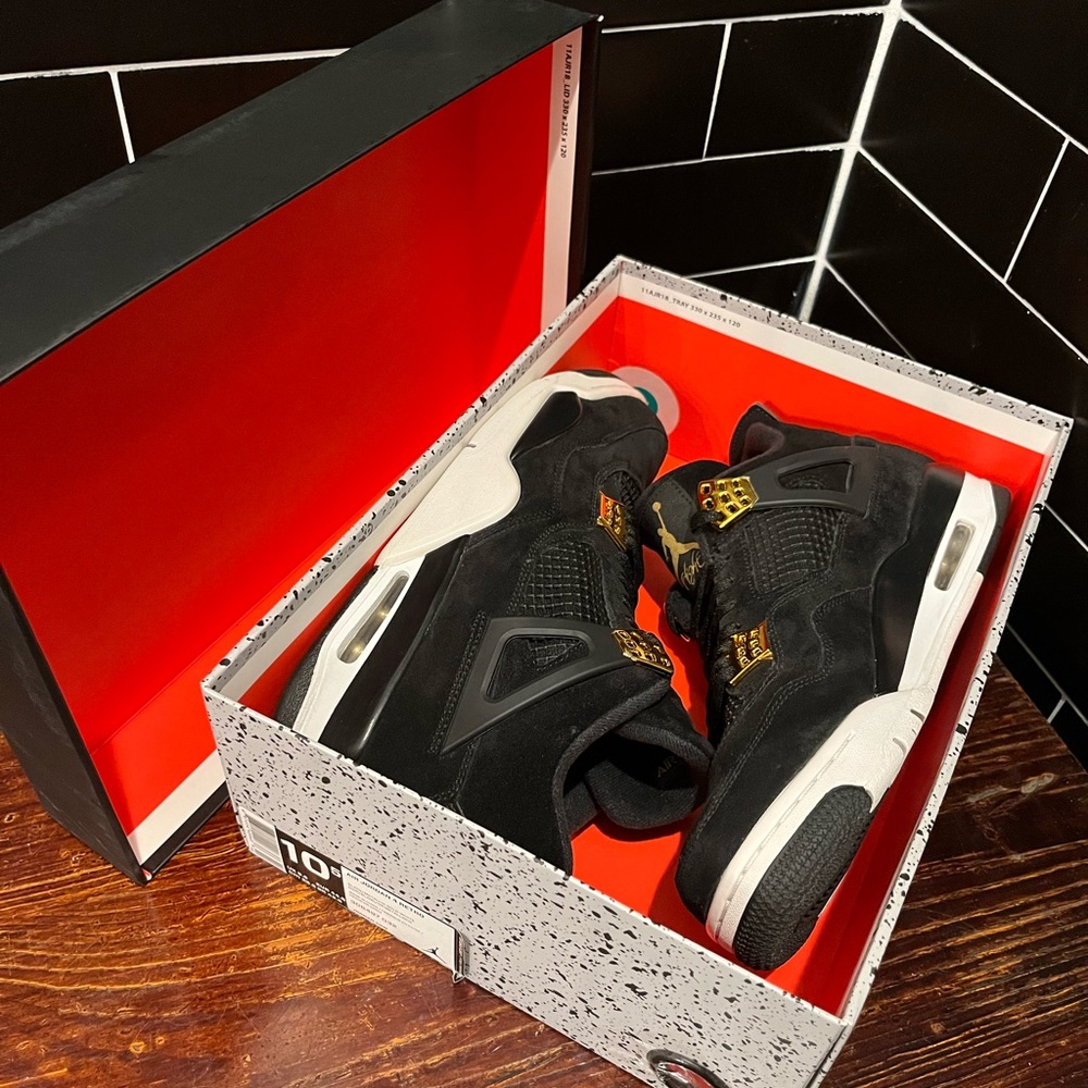 Air Jordan 4 Royalty Size 10.5 With Box 2017 Release - Picture 11 of 11